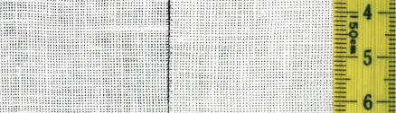 On the left: 16 threads/cm Zweigart linen, unbleached On the right: | 16 threads/cm Weddigen linen, bleached